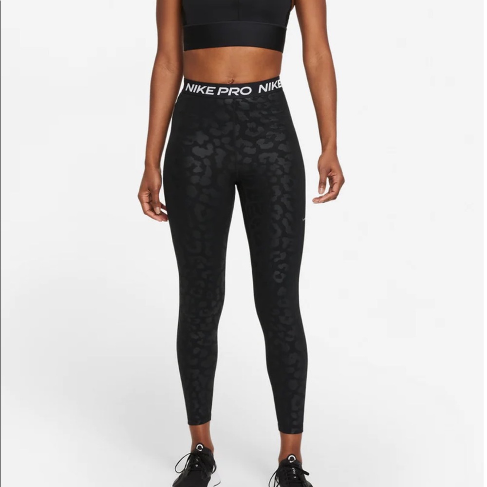 Nike leggings